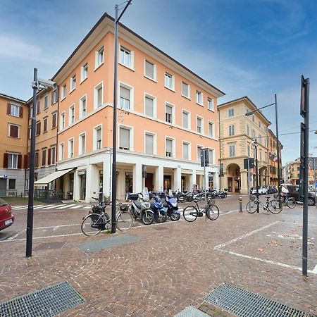 D'Azeglio 62 Luxury Rooms Bologna Ngoại thất bức ảnh