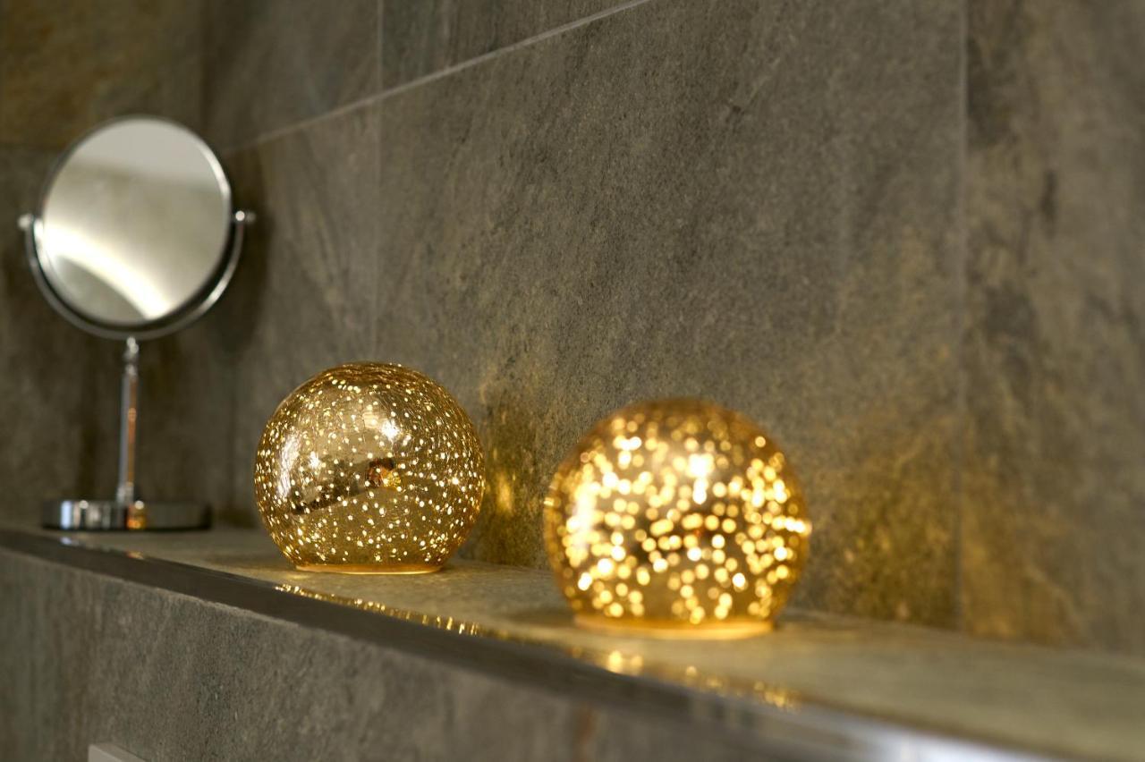 D'Azeglio 62 Luxury Rooms Bologna Ngoại thất bức ảnh