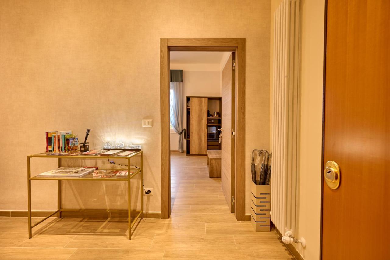 D'Azeglio 62 Luxury Rooms Bologna Ngoại thất bức ảnh