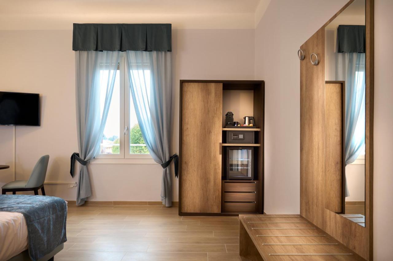 D'Azeglio 62 Luxury Rooms Bologna Ngoại thất bức ảnh